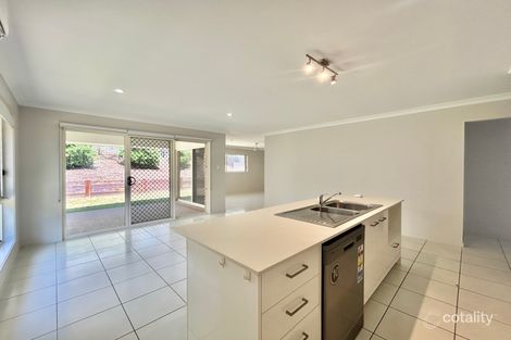 Property photo of 29 Cornforth Crescent Kirkwood QLD 4680