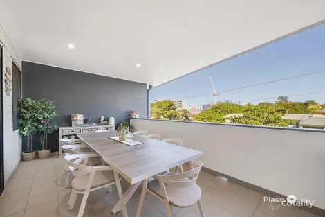 Property photo of 10/32 John Street Redcliffe QLD 4020