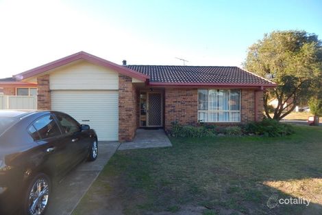 1/2 Croker Pl, Raymond Terrace, NSW 2324