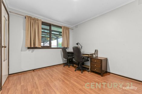 Property photo of 2 Close Court Pakenham VIC 3810