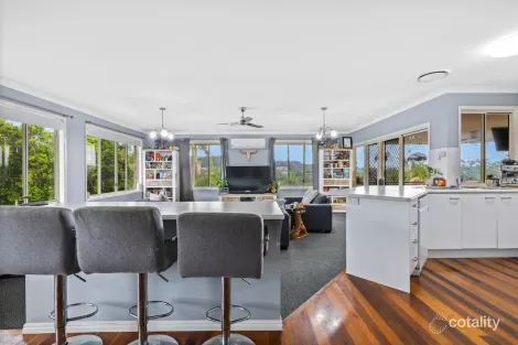 Property photo of 2 McKinnon Drive Burnside QLD 4560