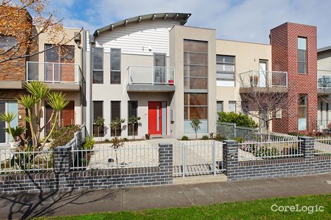 Property photo of 16 Cumberland Drive Maribyrnong VIC 3032