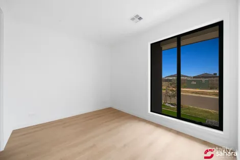 Property photo of 30 Dawbin Road Tarneit VIC 3029