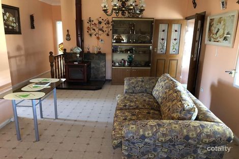 Property photo of 20 Brookfield Avenue Warilla NSW 2528