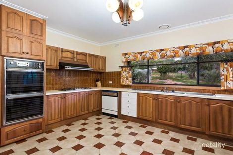 Property photo of 56 Hume Street Greensborough VIC 3088
