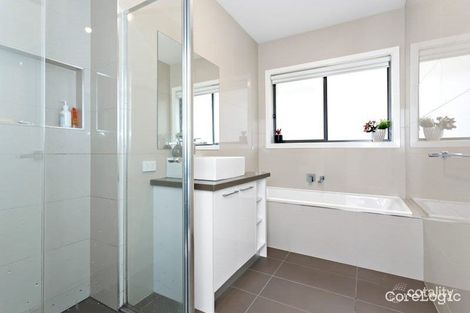 19 Honey Flower Way, Greenvale, VIC 3059