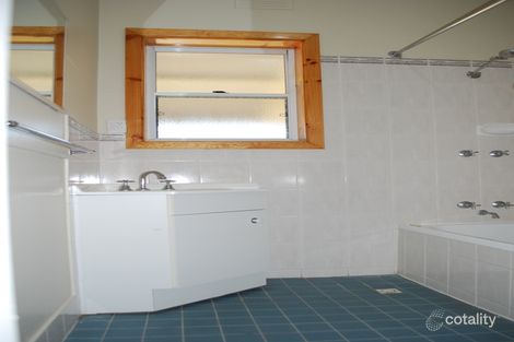 Property photo of 8 Hosking Avenue Mount Gambier SA 5290