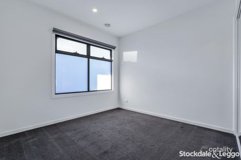 Property photo of 1 Fortitude Drive Craigieburn VIC 3064