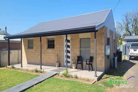 Property photo of 6 Stockings Crescent Gilgandra NSW 2827
