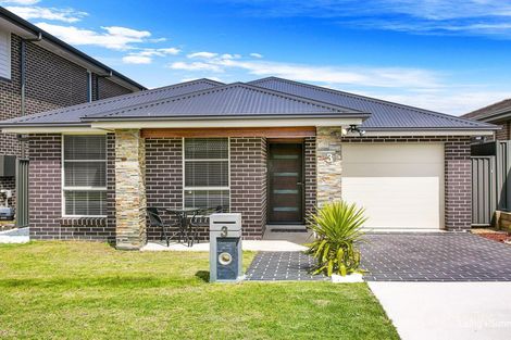 3 Herford St, Ropes Crossing, NSW 2760
