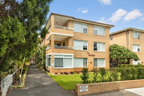 Property photo of 9/169 Russell Avenue Dolls Point NSW 2219