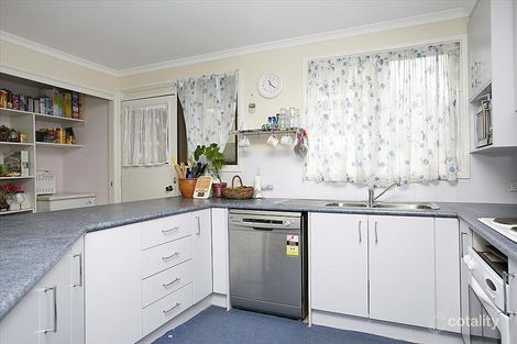 Property photo of 3 Bosisto Place Wanniassa ACT 2903