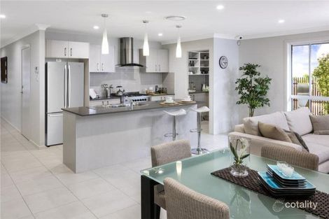 Property photo of 34 Bowen Circuit Gledswood Hills NSW 2557