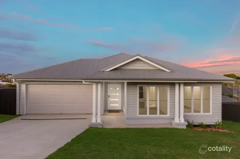 Property photo of 13 Heritage Lane Southside QLD 4570