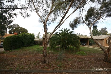 32 Secomb Ave, Parafield Gardens, SA 5107