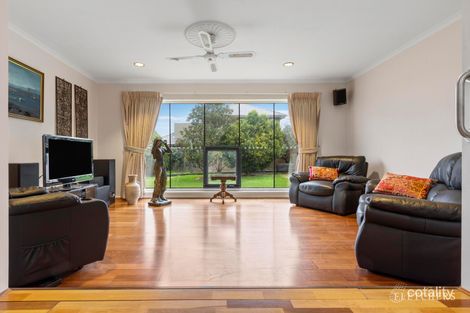 Property photo of 1 Bruce Street Bulleen VIC 3105