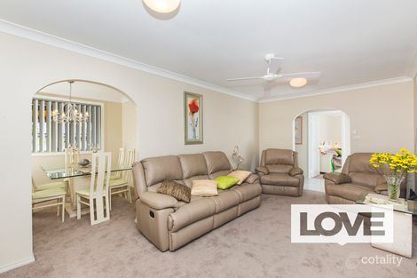 Property photo of 2/5 Herd Street Mount Hutton NSW 2290