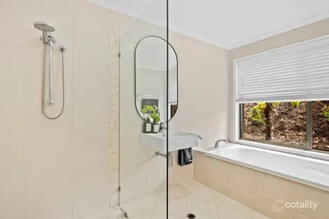 Property photo of 71 Bergin Road Ferny Grove QLD 4055