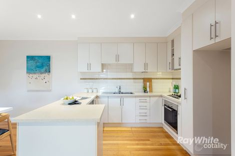 Property photo of 2/12 Yendon Road Carnegie VIC 3163