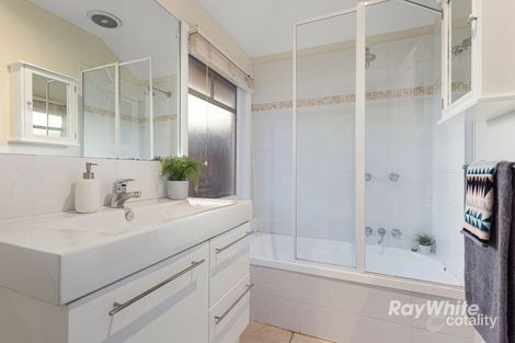 Property photo of 2/12 Yendon Road Carnegie VIC 3163
