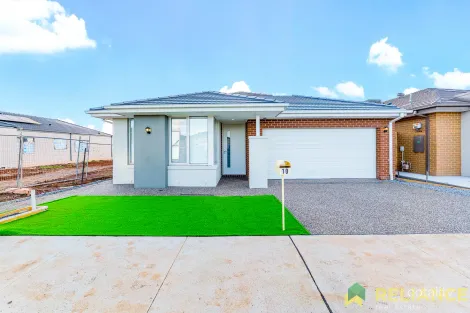 10 Sama Prom, Truganina, VIC 3029