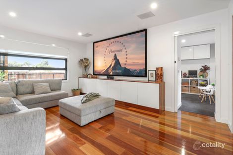 Property photo of 52 Lipton Drive Dandenong North VIC 3175