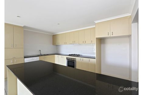 Property photo of 47 Sovereign Manors Crescent Rowville VIC 3178