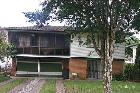 Property photo of 28 Togar Street Mansfield QLD 4122