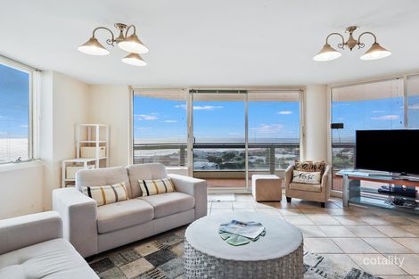 24/6a Valley Rd, Halls Head, WA 6210