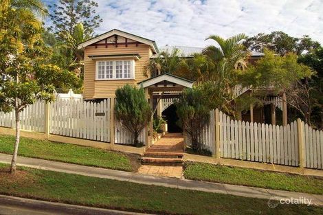 76 Railway Pde, Norman Park, QLD 4170