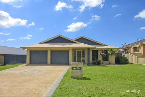 Property photo of 28 Sheraton Circuit Bomaderry NSW 2541