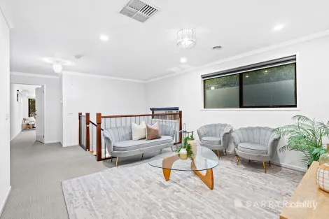 Property photo of 13 Pine Park Drive Wollert VIC 3750