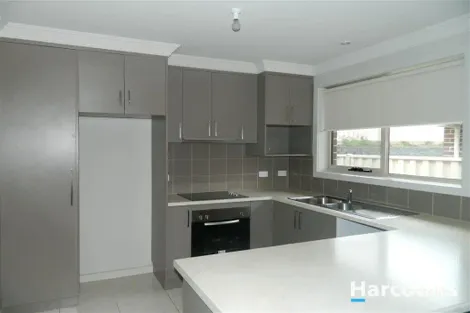 Property photo of 7/6 Rowena Court Devonport TAS 7310