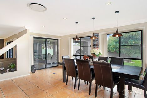 Property photo of 27 The Grange Hillvue NSW 2340