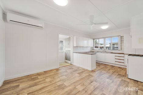 Property photo of 11 Quandeine Street Stafford QLD 4053