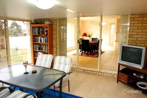 Property photo of 5 Adelong Close Rutherford NSW 2320