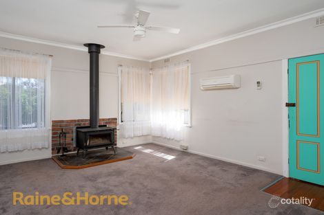 Property photo of 8 Condon Close Ladysmith NSW 2652