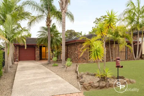 37 Corunna Ave, Leumeah, NSW 2560