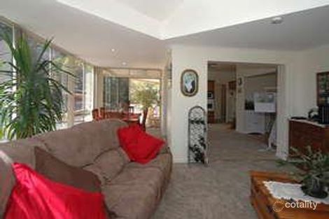 Property photo of 36 Yettie Road Williamstown SA 5351
