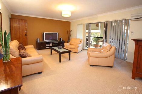 Property photo of 4/20 Kitchener Street Coorparoo QLD 4151