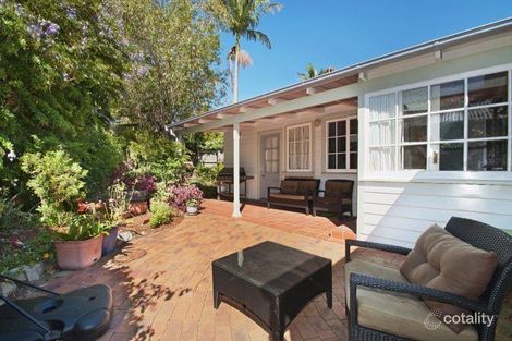 Property photo of 34 Surfers Parade Freshwater NSW 2096