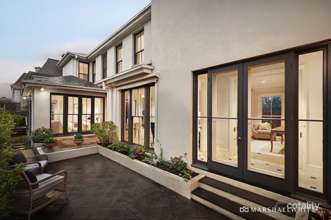 Property photo of 24 Denham Place Toorak VIC 3142