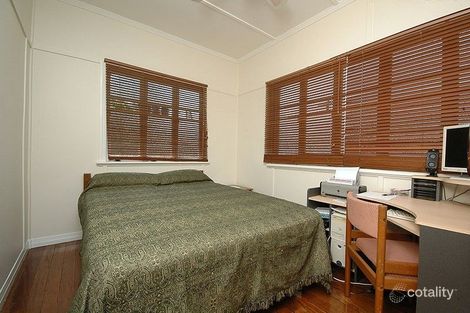 Property photo of 281 Chatsworth Road Coorparoo QLD 4151