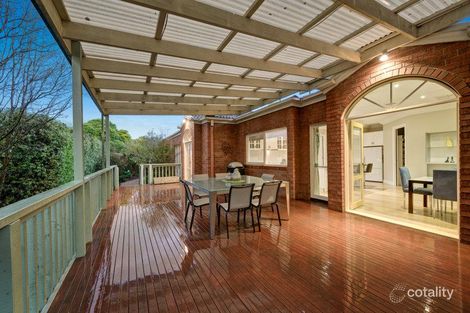 Property photo of 19 Park Hill Way Doncaster VIC 3108