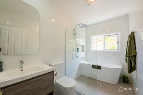 Property photo of 6 Sydney Street Parkes NSW 2870