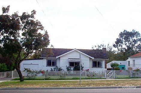 29 Jinda Rd, Koongamia, WA 6056