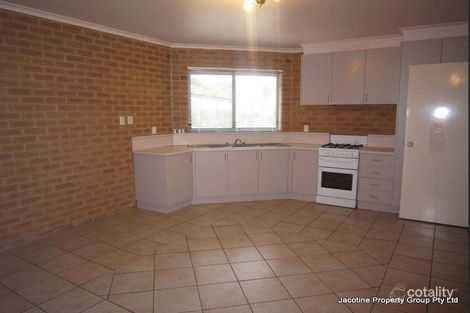 Property photo of 2/27 Shepparson Avenue Carnegie VIC 3163