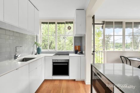 11/28 Burwood Rd, Hawthorn, VIC 3122