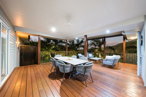 Property photo of 1 Scarlet Gum Crescent Cannonvale QLD 4802
