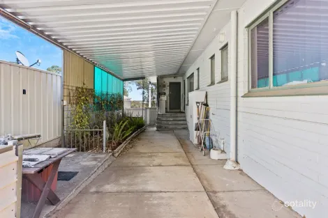 Property photo of 7 Frances Avenue Para Hills SA 5096